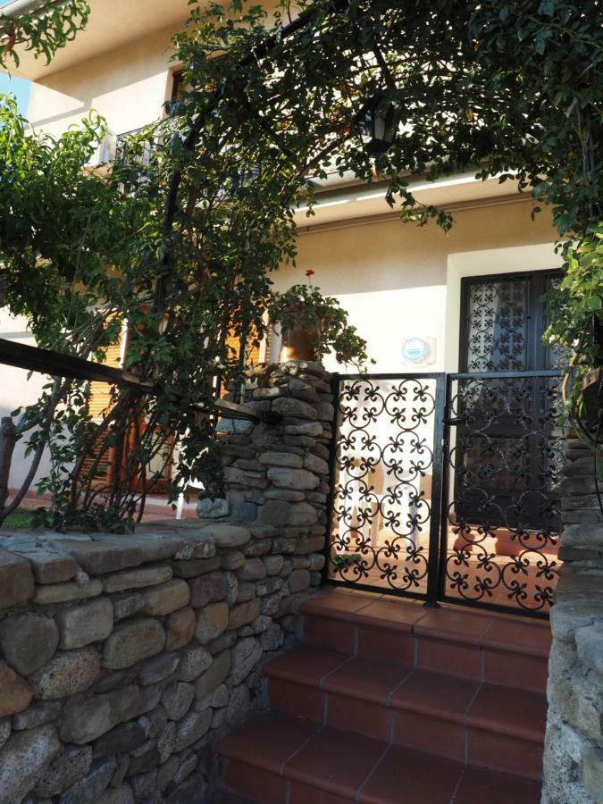 Casa Vacanze Ulisse Roccella Ionica Exterior photo